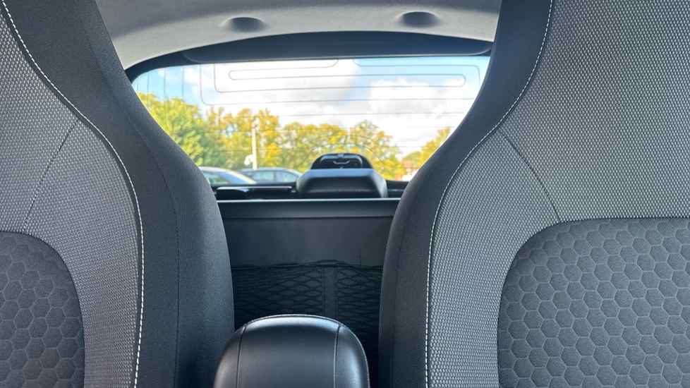 smart EQ fortwo coupe 60kW EQ Premium 17kWh 2dr Auto [22kWCh] Electric Coupe - Image 15