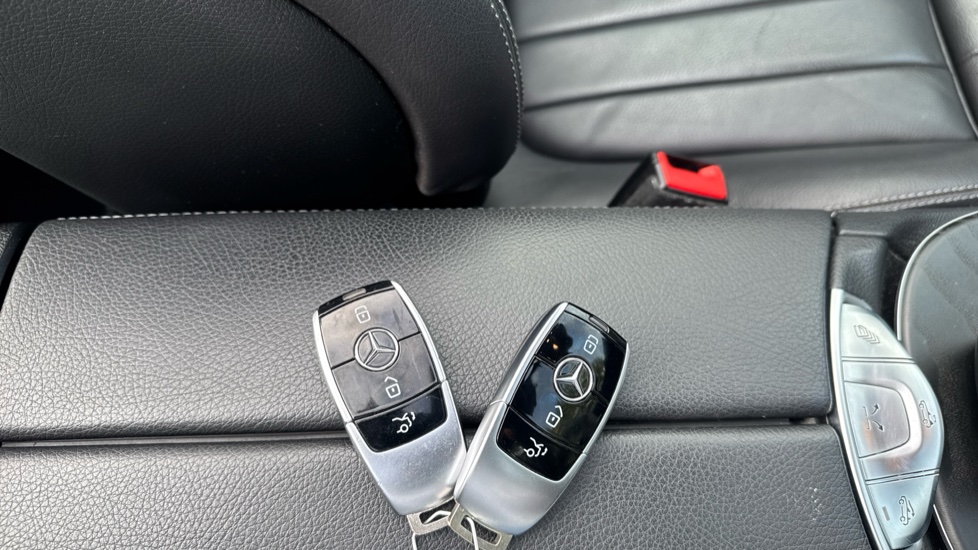 Mercedes-Benz E-Class E220d AMG Line Premium 2dr 9G-Tronic Diesel Cabriolet - Image 20