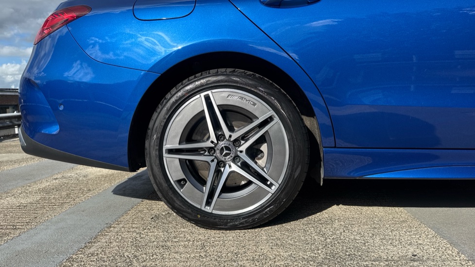 Mercedes-Benz C-Class C300e AMG Line Premium 4dr 9G-Tronic Saloon - Image 7