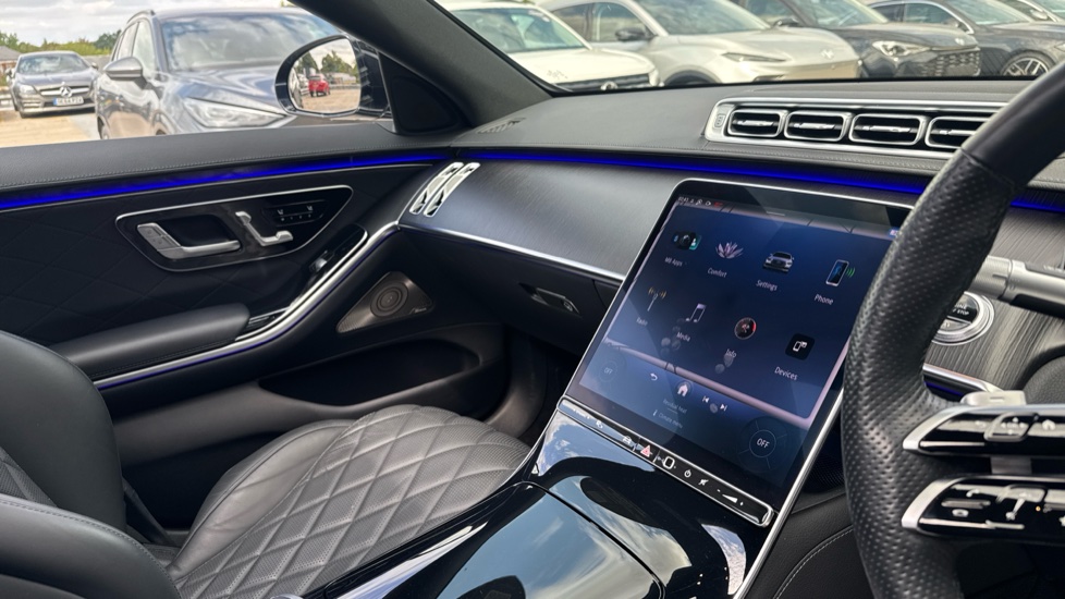 Mercedes-Benz S-Class S500L 449 4Matic AMG Line Prem+ Exec 4dr 9G-Tronic Petrol Saloon - Image 14