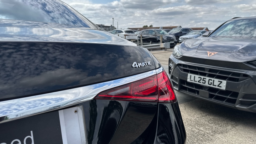 Mercedes-Benz S-Class S500L 449 4Matic AMG Line Prem+ Exec 4dr 9G-Tronic Petrol Saloon - Image 24