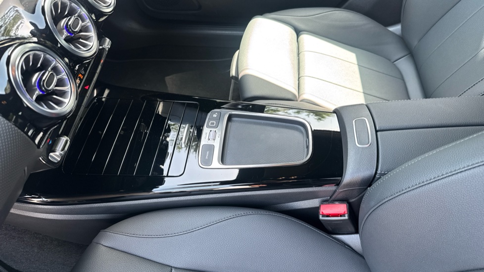 Mercedes-Benz A-Class A180 Sport Executive 5dr Auto Petrol Hatchback - Image 13
