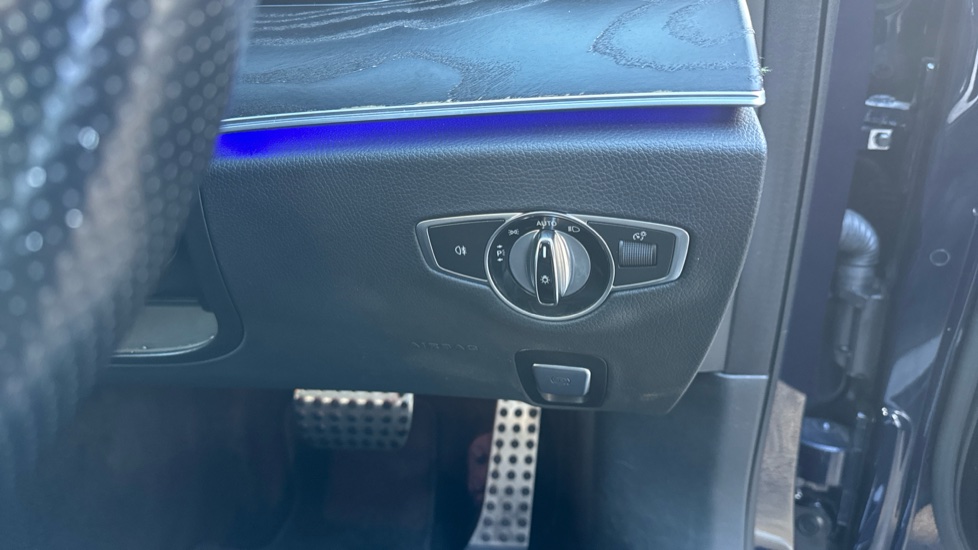 Mercedes-Benz E-Class E220d AMG Line 5dr 9G-Tronic Diesel Estate - Image 26