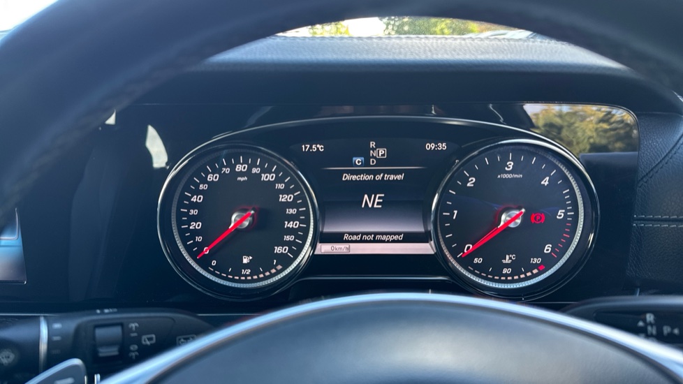 Mercedes-Benz E-Class E220d AMG Line 5dr 9G-Tronic Diesel Estate - Image 32