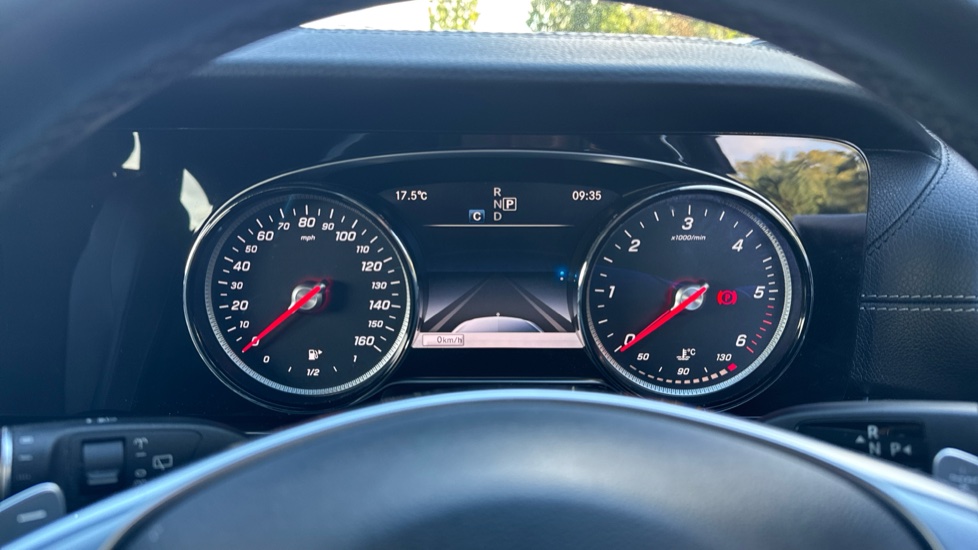 Mercedes-Benz E-Class E220d AMG Line 5dr 9G-Tronic Diesel Estate - Image 34