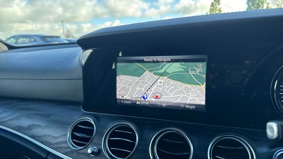 Mercedes-Benz E-Class E220d AMG Line 5dr 9G-Tronic Diesel Estate - Image 40