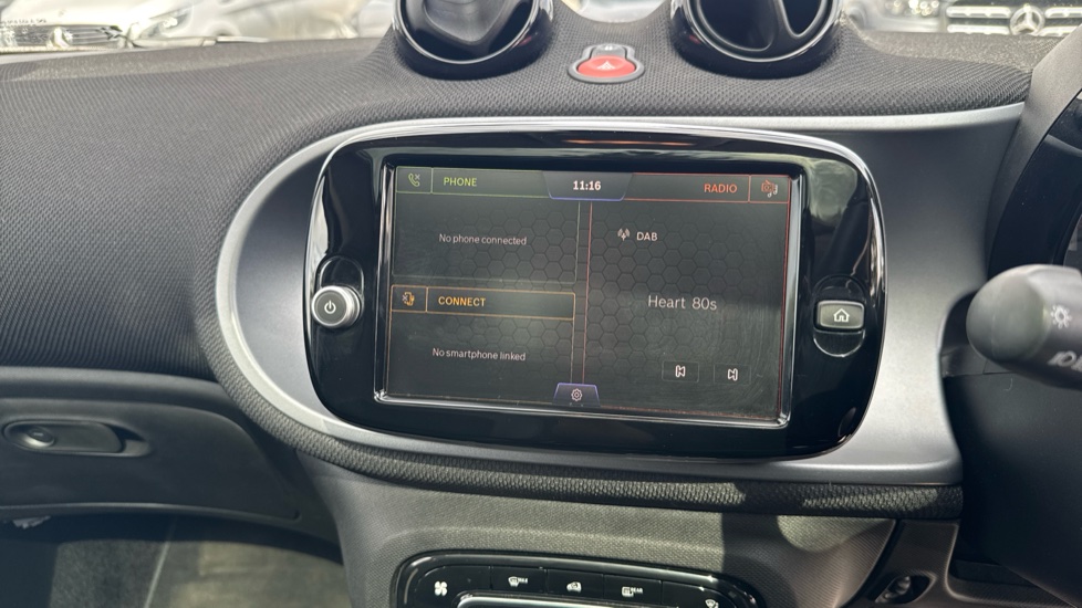 smart EQ forfour hatchback 60kW EQ Premium 17kWh 5dr Auto [22kWch] Electric Hatchback - Image 12
