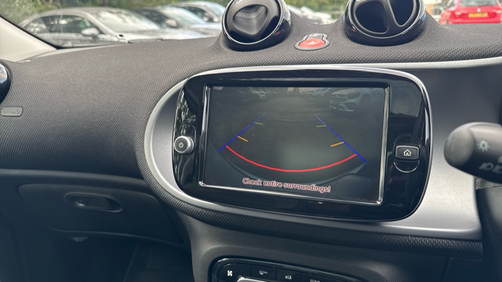 smart EQ forfour hatchback 60kW EQ Premium 17kWh 5dr Auto [22kWch] Electric Hatchback - Image 36