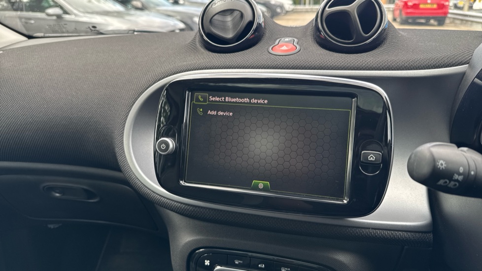 smart EQ forfour hatchback 60kW EQ Premium 17kWh 5dr Auto [22kWch] Electric Hatchback - Image 38