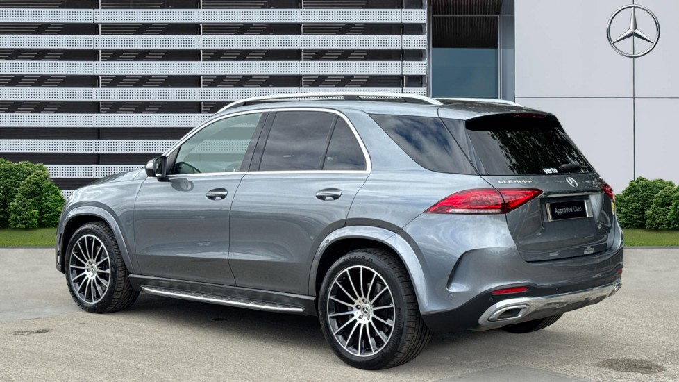 Mercedes-Benz GLE 400d 4Matic AMG Line Prem 5dr 9G-Tronic [7 St] Diesel Estate - Image 2
