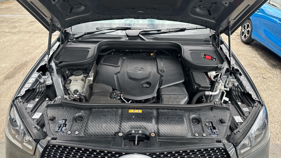 Mercedes-Benz GLE 400d 4Matic AMG Line Prem 5dr 9G-Tronic [7 St] Diesel Estate - Image 8