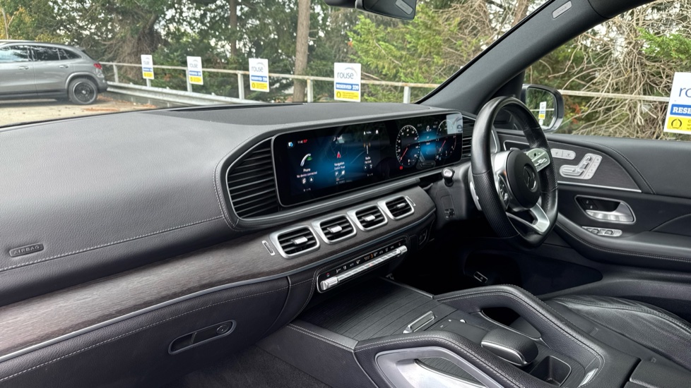 Mercedes-Benz GLE 400d 4Matic AMG Line Prem 5dr 9G-Tronic [7 St] Diesel Estate - Image 9