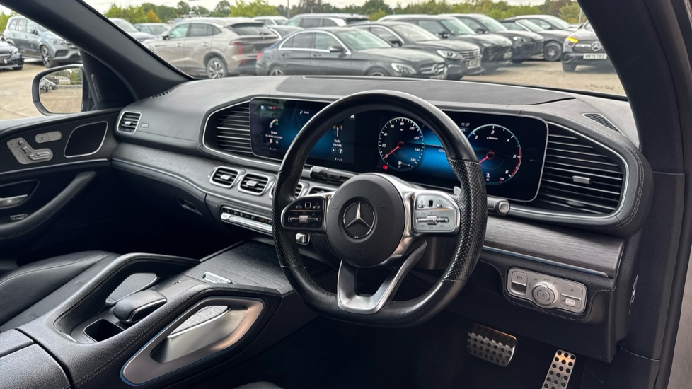 Mercedes-Benz GLE 400d 4Matic AMG Line Prem 5dr 9G-Tronic [7 St] Diesel Estate - Image 11