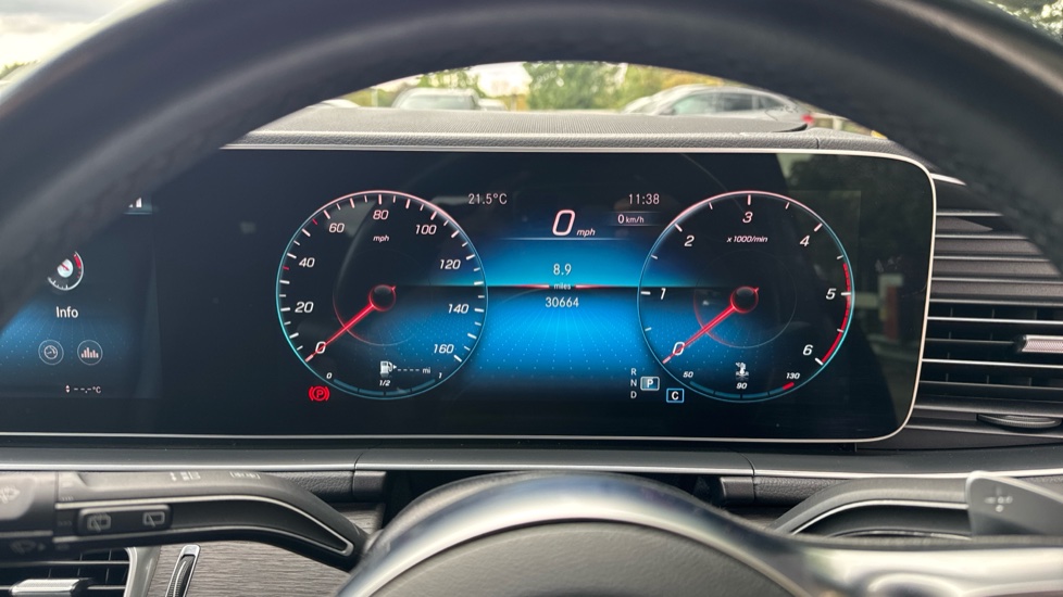 Mercedes-Benz GLE 400d 4Matic AMG Line Prem 5dr 9G-Tronic [7 St] Diesel Estate - Image 18
