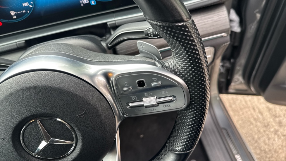 Mercedes-Benz GLE 400d 4Matic AMG Line Prem 5dr 9G-Tronic [7 St] Diesel Estate - Image 31