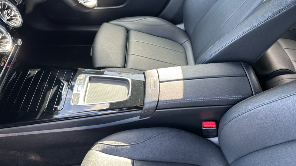 Mercedes-Benz A-Class A180 Sport Executive 5dr Auto Petrol Hatchback - Image 13