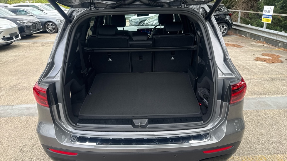 Mercedes-Benz GLB 200 Sport Executive 5dr 7G-Tronic Petrol Estate - Image 4