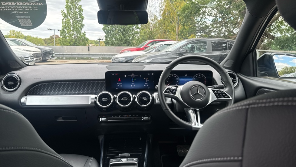 Mercedes-Benz GLB 200 Sport Executive 5dr 7G-Tronic Petrol Estate - Image 10
