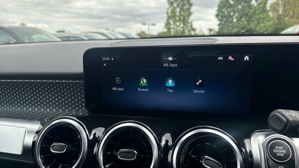 Mercedes-Benz GLB 200 Sport Executive 5dr 7G-Tronic Petrol Estate - Image 44