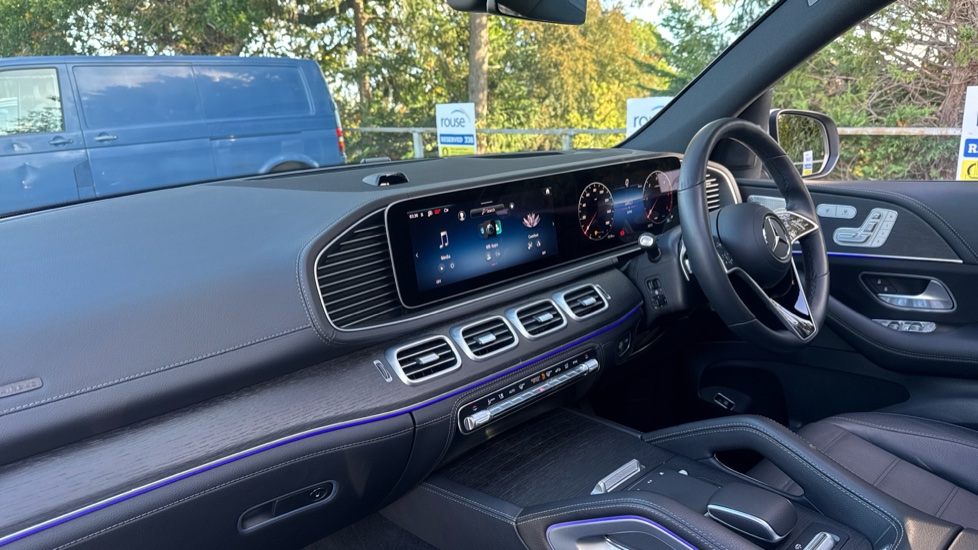 Mercedes-Benz GLE 450d 4Matic AMG Line Prem 5dr 9G-Tronic [7 St] Diesel Estate - Image 9