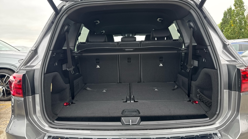 Mercedes-Benz GLB 200 Sport Executive 5dr 7G-Tronic Petrol Estate - Image 4