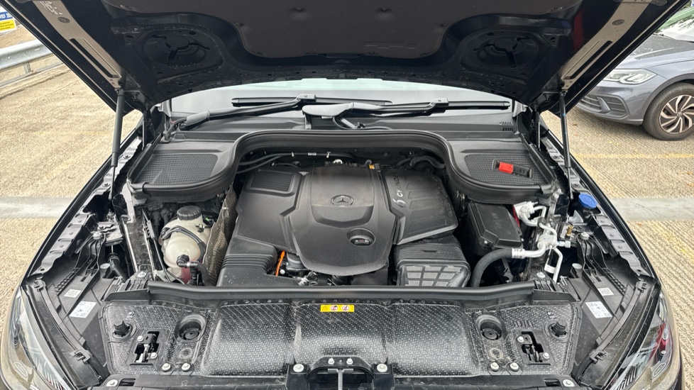 Mercedes-Benz GLE 450d 4Matic AMG Line Prem 5dr 9G-Tronic [7 St] Diesel Estate - Image 8