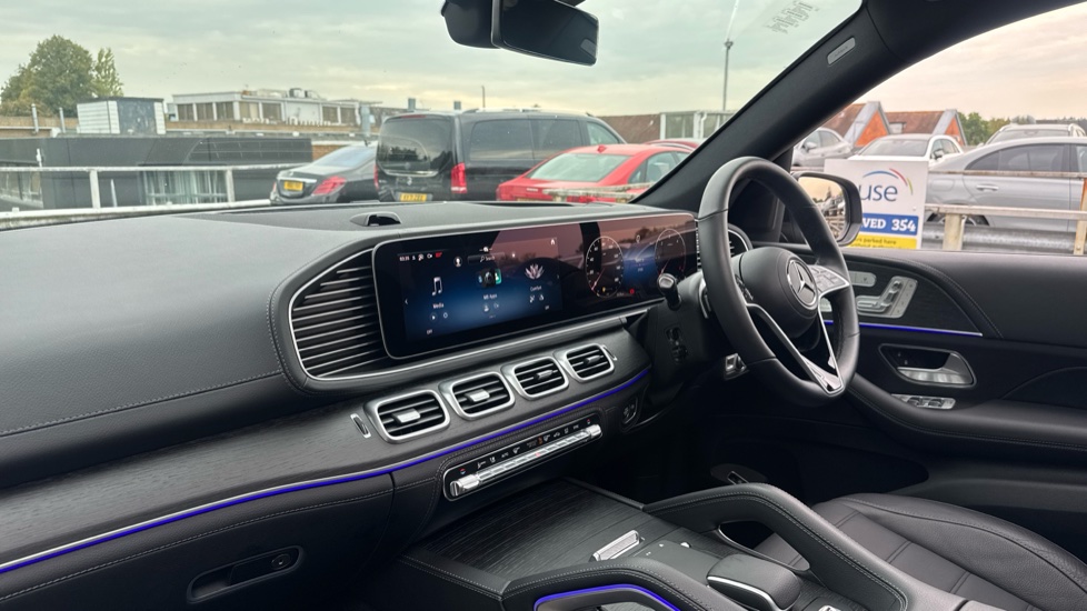Mercedes-Benz GLE 450d 4Matic AMG Line Prem 5dr 9G-Tronic [7 St] Diesel Estate - Image 9