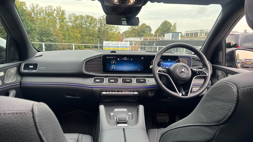 Mercedes-Benz GLE 450d 4Matic AMG Line Prem 5dr 9G-Tronic [7 St] Diesel Estate - Image 10