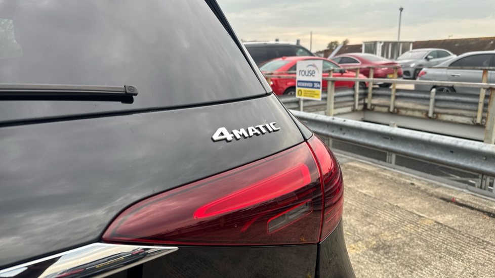 Mercedes-Benz GLE 450d 4Matic AMG Line Prem 5dr 9G-Tronic [7 St] Diesel Estate - Image 22