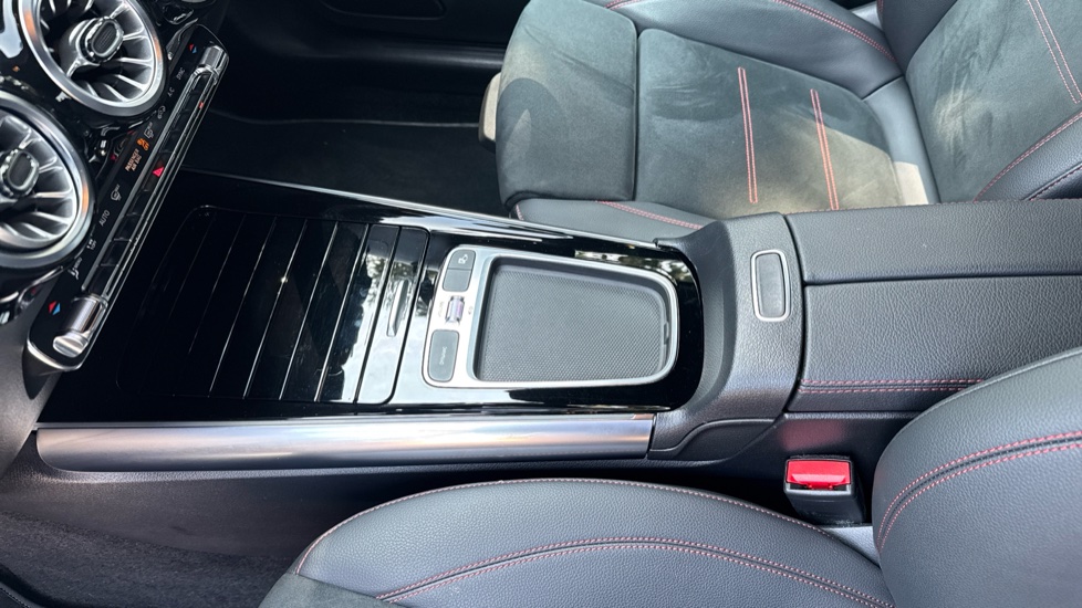 Mercedes-Benz B-Class B200 AMG Line Premium 5dr Auto Petrol Hatchback - Image 13