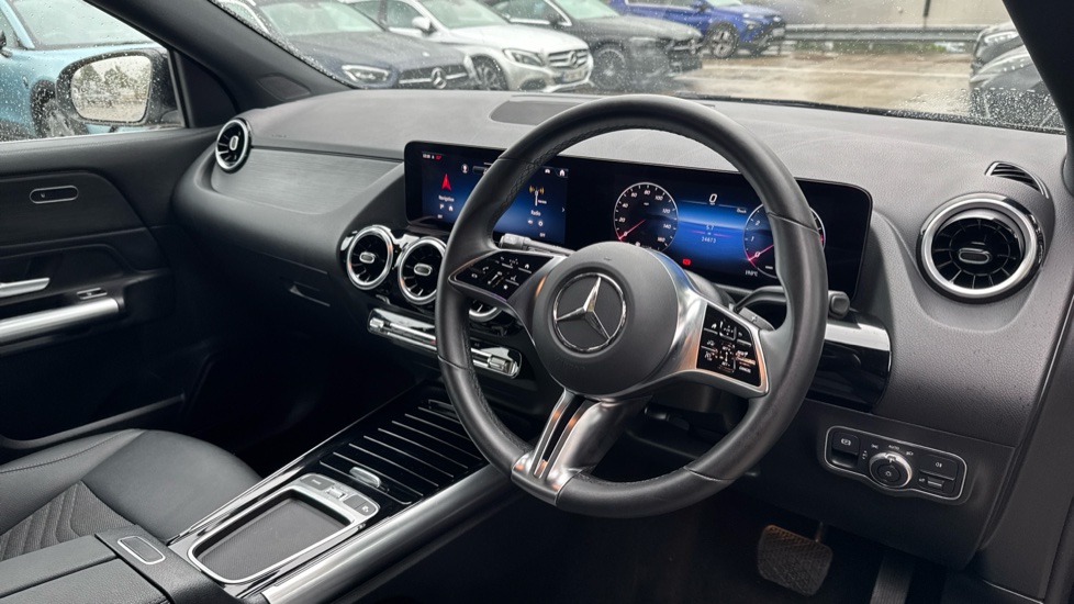 Mercedes-Benz GLA 180 Sport Edition 5dr Auto Petrol Hatchback - Image 11