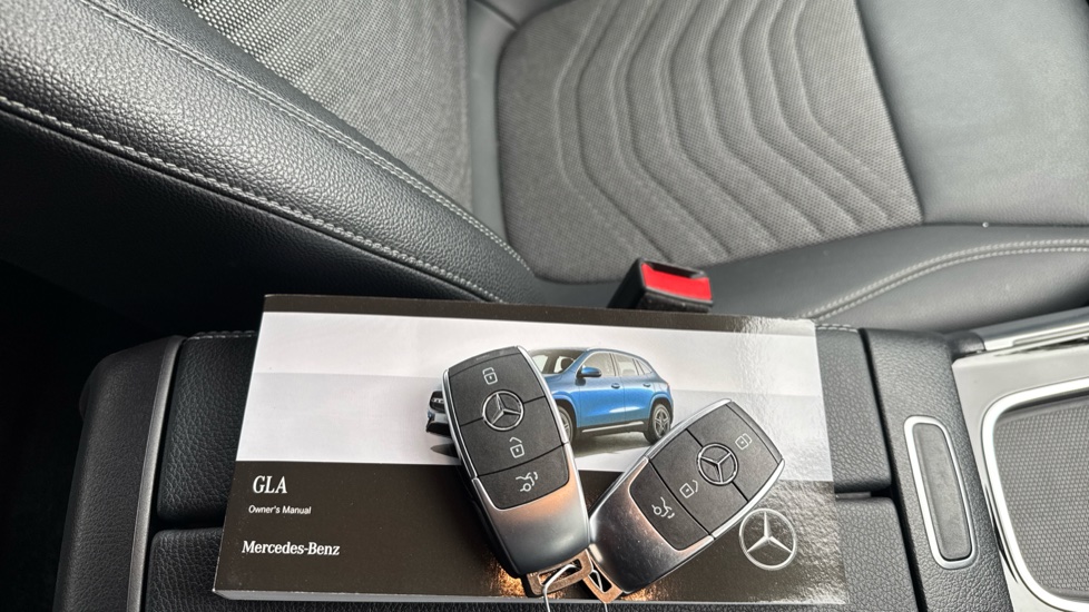 Mercedes-Benz GLA 180 Sport Edition 5dr Auto Petrol Hatchback - Image 19