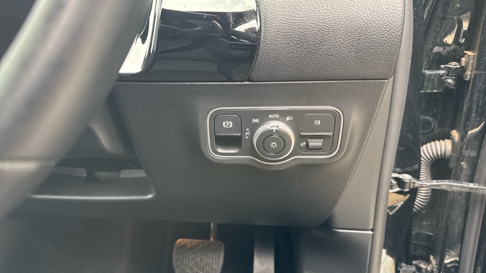 Mercedes-Benz GLA 180 Sport Edition 5dr Auto Petrol Hatchback - Image 25
