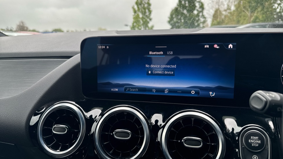 Mercedes-Benz GLA 180 Sport Edition 5dr Auto Petrol Hatchback - Image 41