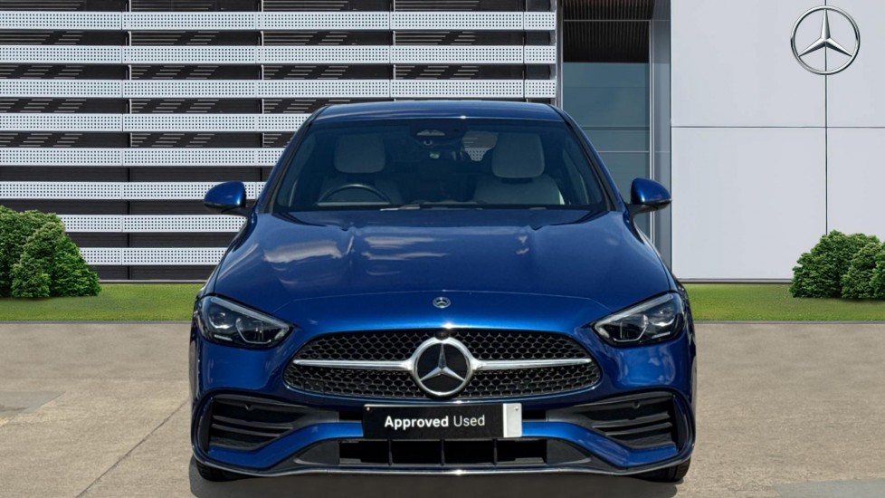 Mercedes-Benz C-Class C200 AMG Line 4dr 9G-Tronic Petrol Saloon - Image 3