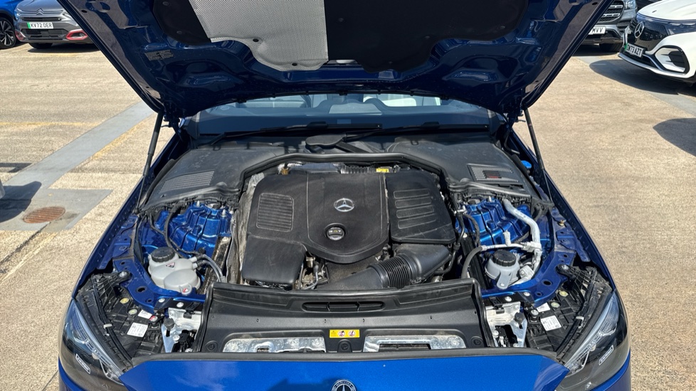 Mercedes-Benz C-Class C200 AMG Line 4dr 9G-Tronic Petrol Saloon - Image 8