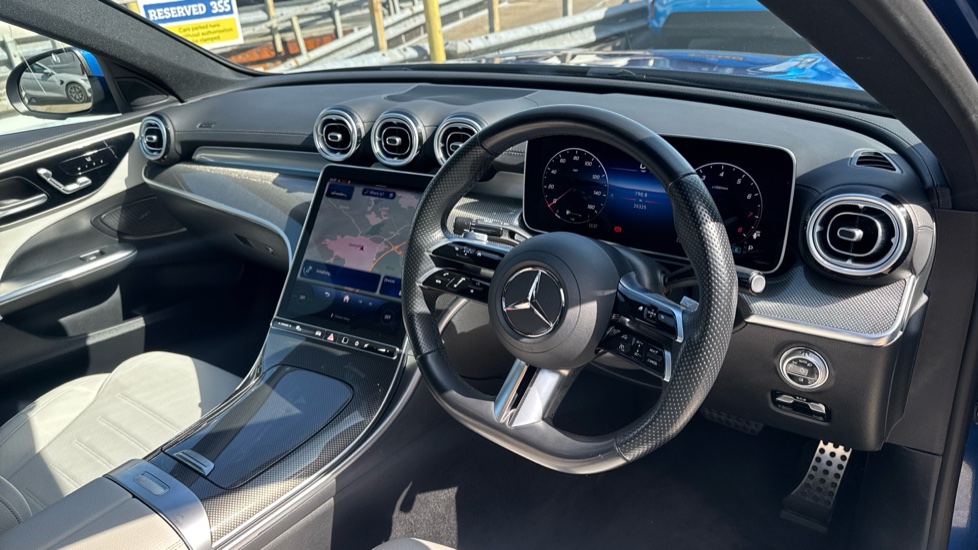 Mercedes-Benz C-Class C200 AMG Line 4dr 9G-Tronic Petrol Saloon - Image 11