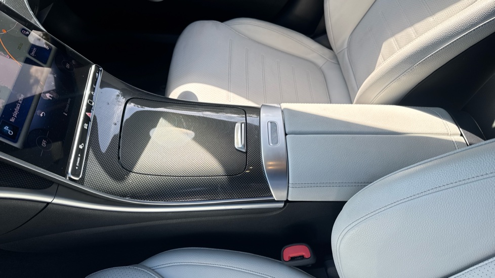 Mercedes-Benz C-Class C200 AMG Line 4dr 9G-Tronic Petrol Saloon - Image 13