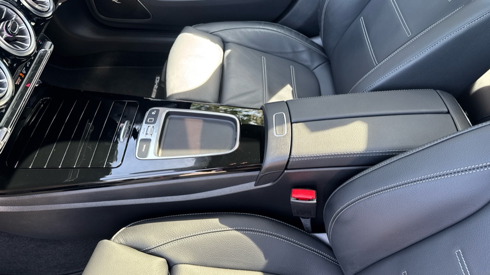 Mercedes-Benz CLA 250e AMG Line Premium Plus 4dr Tip Auto Saloon - Image 13