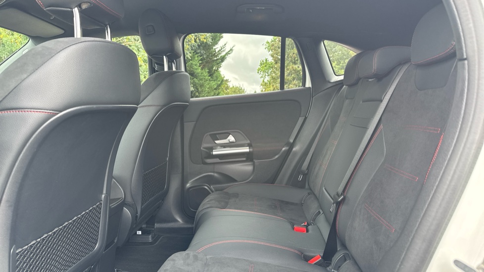 Mercedes-Benz Eqa 250+ 140kW Urban Edition 70.5kWh 5dr Auto Electric Hatchback - Image 16