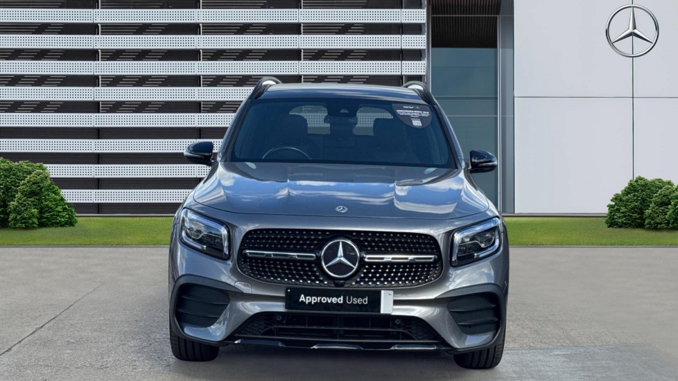 Mercedes-Benz GLB 200 AMG Line Premium + Night Ed 5dr 7G-Tronic Petrol Estate - Image 3