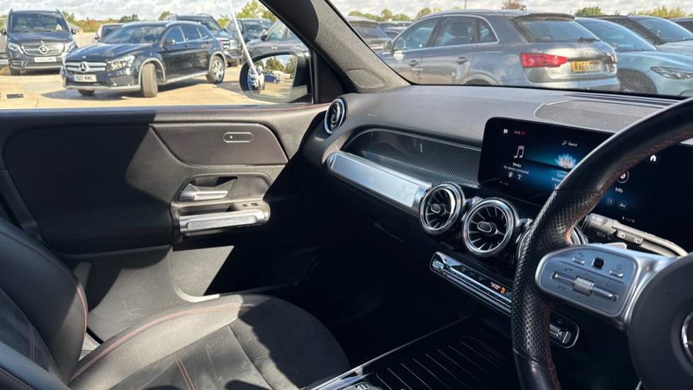 Mercedes-Benz GLB 200 AMG Line Premium + Night Ed 5dr 7G-Tronic Petrol Estate - Image 14