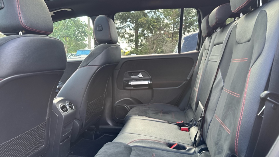 Mercedes-Benz GLB 200 AMG Line Premium + Night Ed 5dr 7G-Tronic Petrol Estate - Image 16