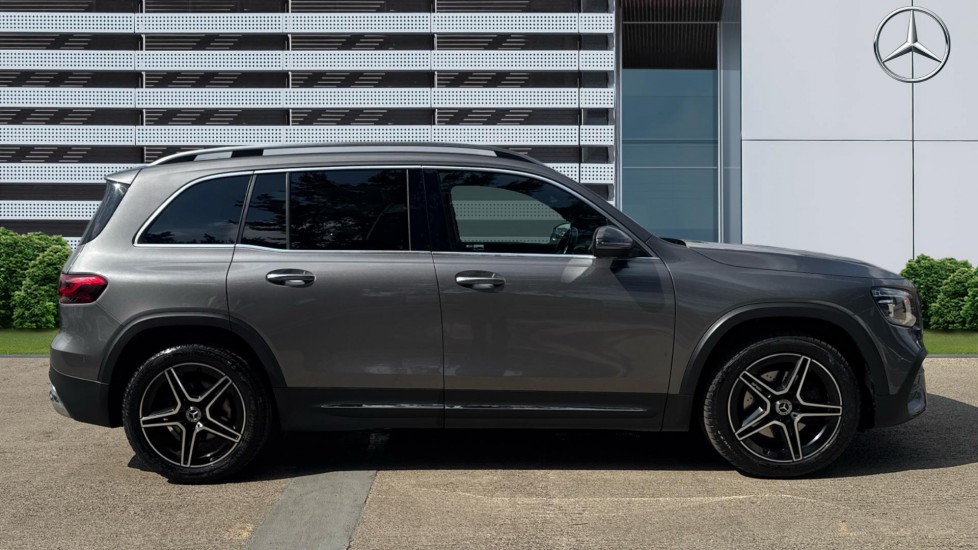 Mercedes-Benz GLB 200 AMG Line Premium 5dr 7G-Tronic Petrol Estate - Image 5