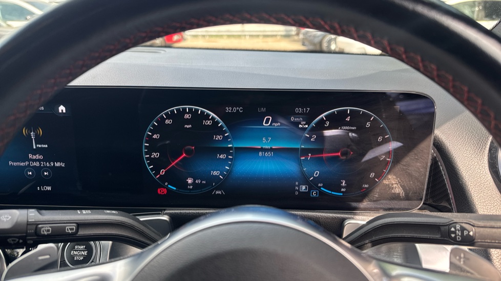 Mercedes-Benz GLB 200 AMG Line Premium 5dr 7G-Tronic Petrol Estate - Image 18