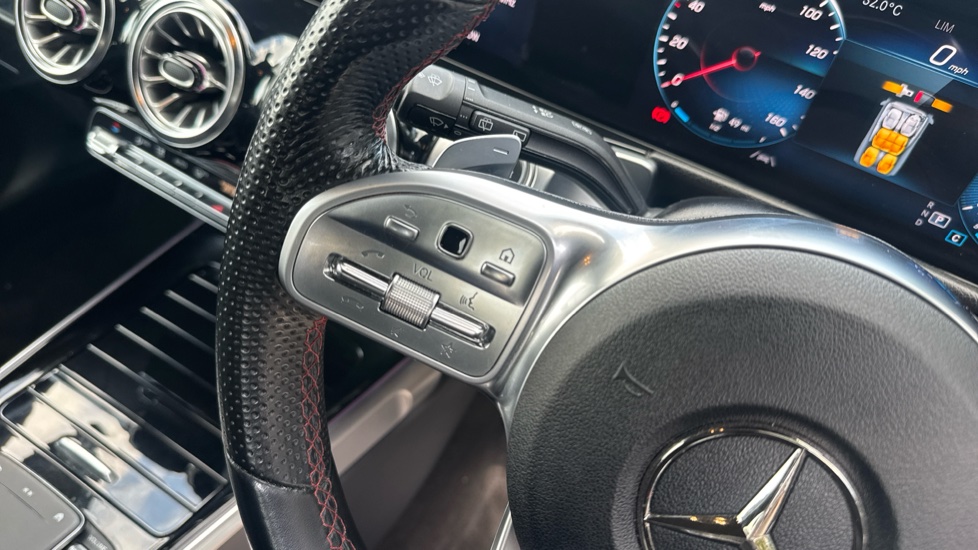 Mercedes-Benz GLB 200 AMG Line Premium 5dr 7G-Tronic Petrol Estate - Image 26