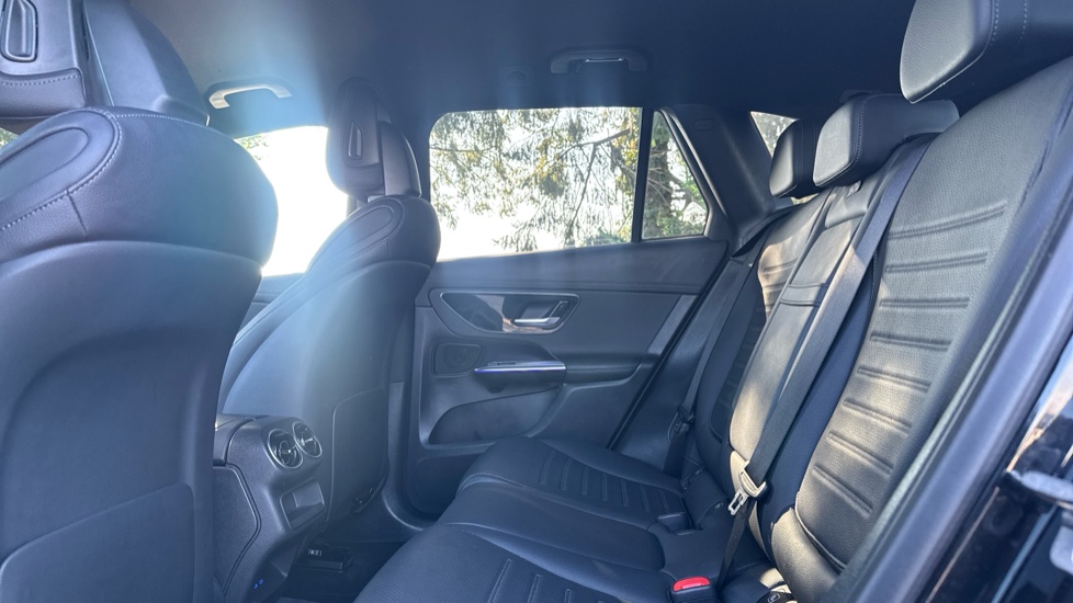 Mercedes-Benz GLC 300 4Matic AMG Line 5dr 9G-Tronic Petrol Estate - Image 16