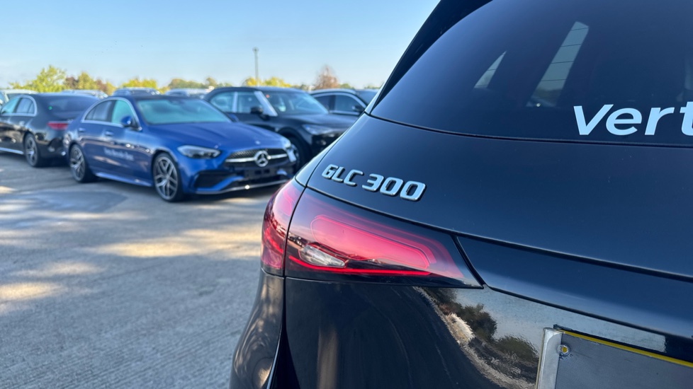 Mercedes-Benz GLC 300 4Matic AMG Line 5dr 9G-Tronic Petrol Estate - Image 21
