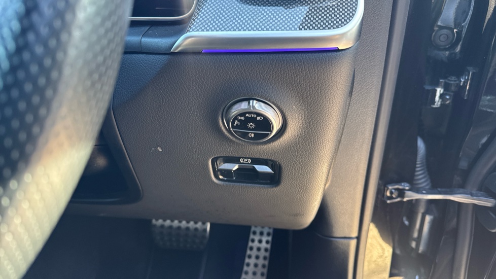 Mercedes-Benz GLC 300 4Matic AMG Line 5dr 9G-Tronic Petrol Estate - Image 27