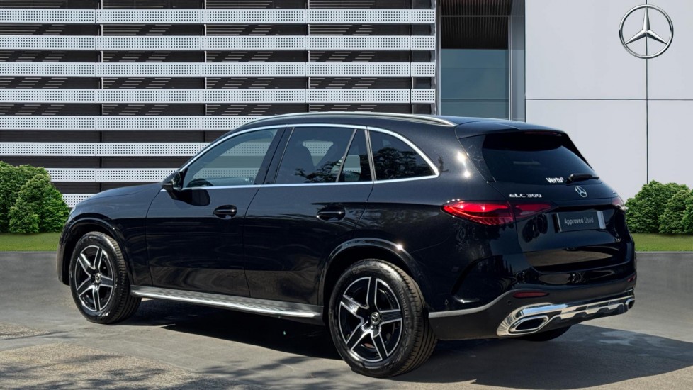 Mercedes-Benz GLC 300 4Matic AMG Line 5dr 9G-Tronic Petrol Estate - Image 2